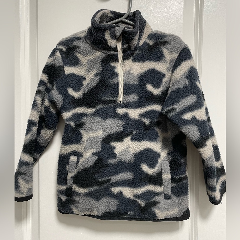Little Rebels 4T Fleece pull over jacket with pockets